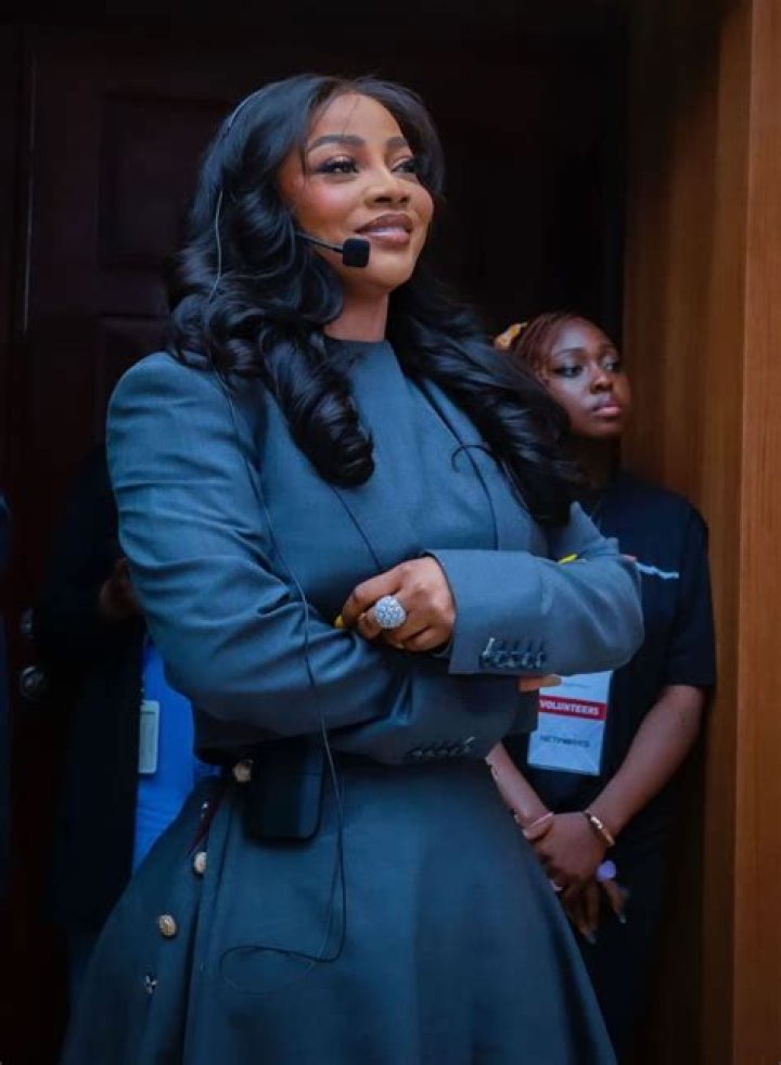 ‘Things To Consider Before Going Into Relationships’ – Toke Makinwa