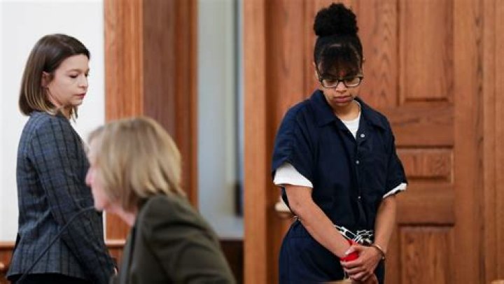 This Black Guy Kissed A White Girl & Got Sentenced To 12-Years In Prison