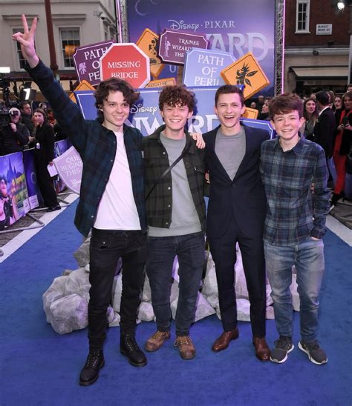 Tom Holland Siblings: Meet Harry, Sam, and Paddy