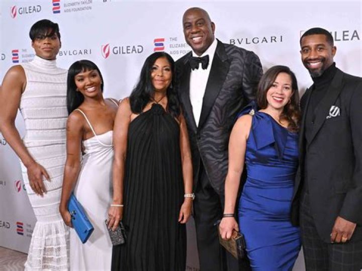 Who are Cherneka Johnson Siblings?