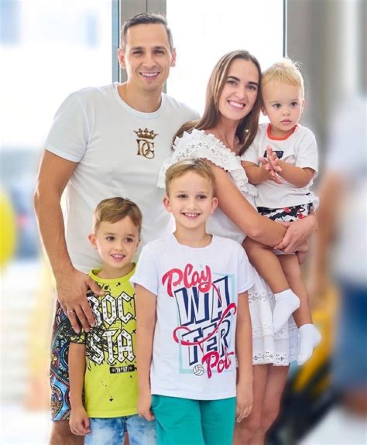 Who are the parents of Natalia Jiménez?