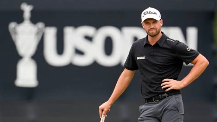 Who are the sponsors of Wyndham Clark?