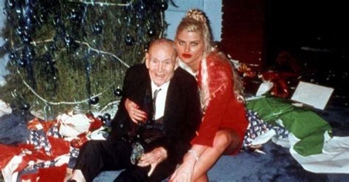 Who is Anna Nicole Smith Husband, J. Howard Marshall?