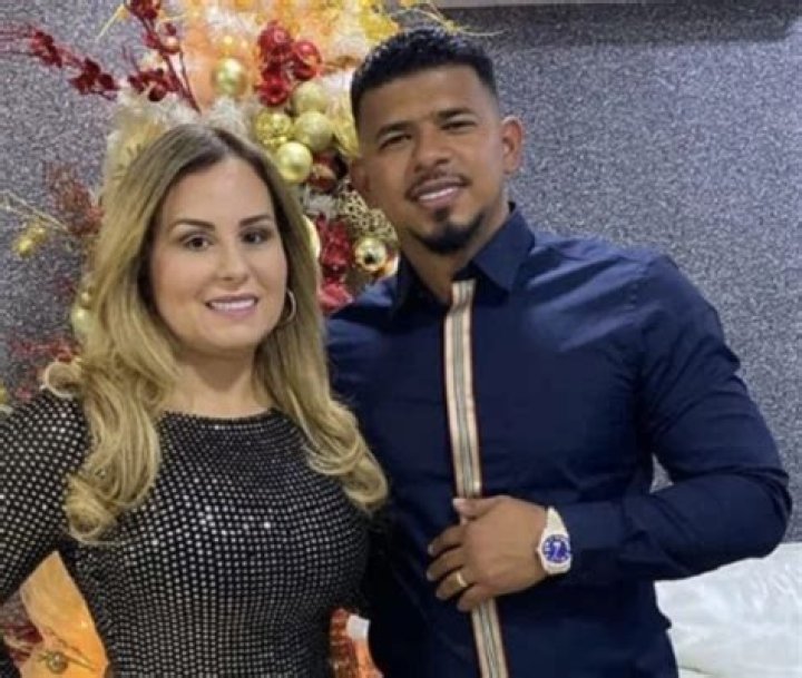 Who is Eduardo Escobar’s Wife: Meet Eucaris Escobar