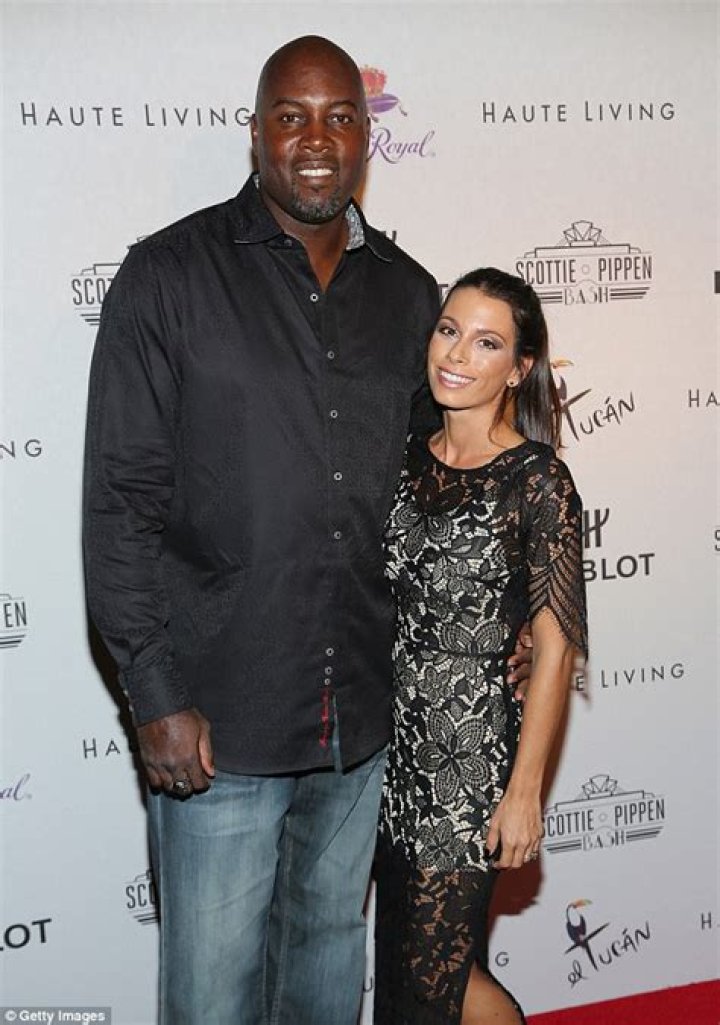 Who Is Glen Rice’s Wife: Meet Tia Santoro