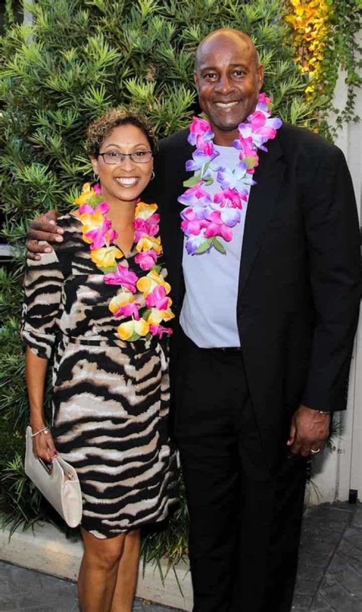 Who is Sidney Moncrief's Wife: Meet Debra Moncrief