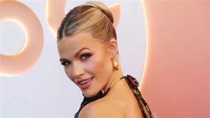 Who is Witney Carson: Biography,Net Worth & more